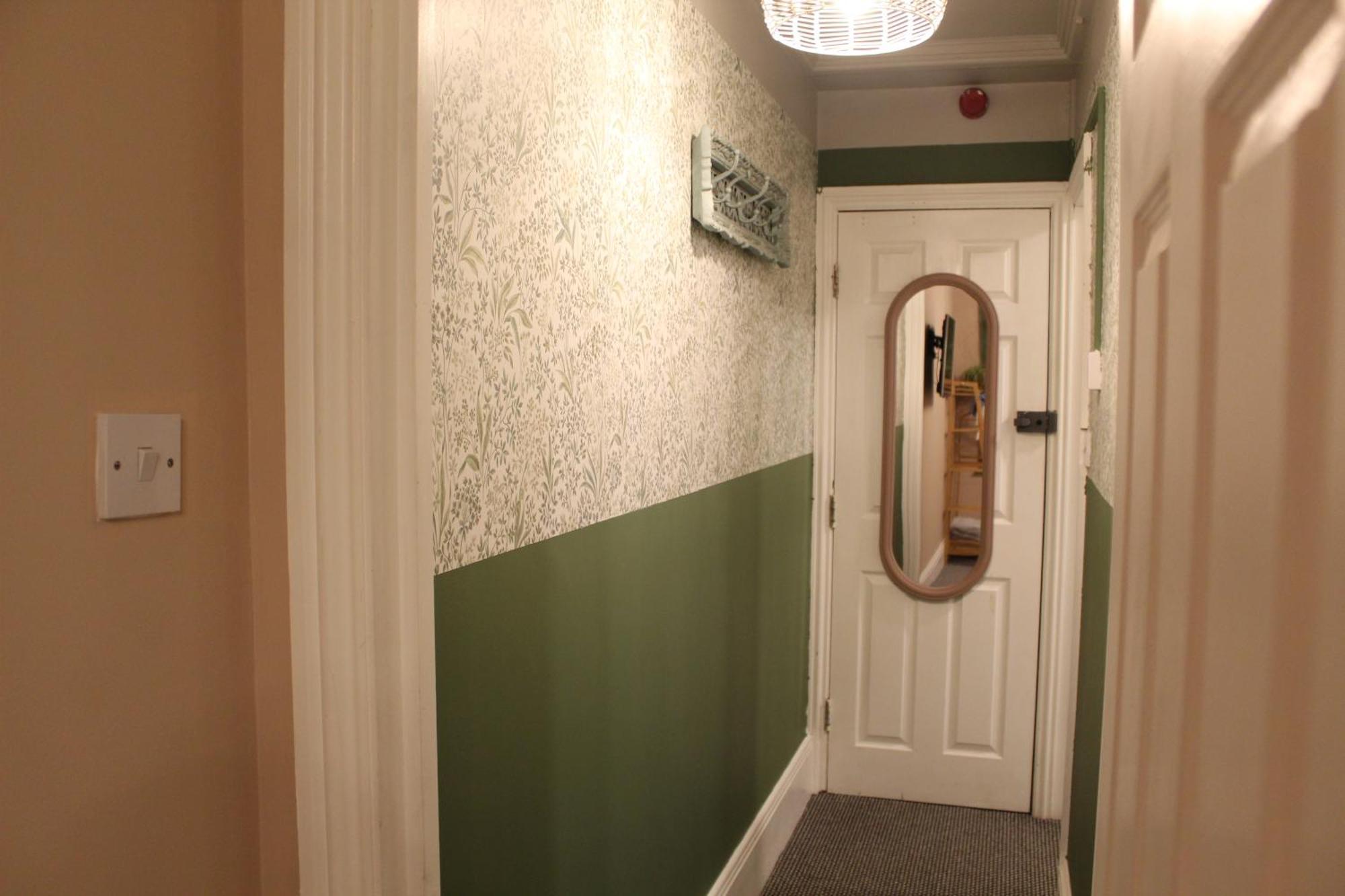 Peacehaven Retreat - 4 Minutes From The Beach! Pet Friendly! Уэймут Экстерьер фото